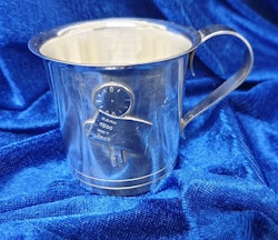 Dop mugg nysilver klocka