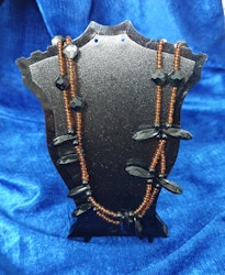 Halsband glaspärlor
