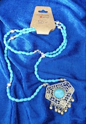 Turkost halsband