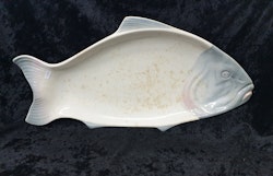 Stort gammalt fiskfat