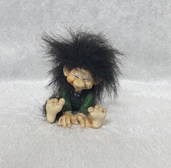 Troll Candy design Norge Händerna i marken