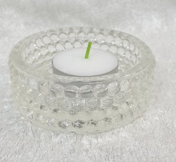 Glas ljusstake från Sölvesborg-Sölvehyttan