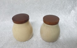 V & S Dahlin kryddburkar 2 st glaserade beige