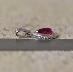 Vitguldshänge med rosa turmalin