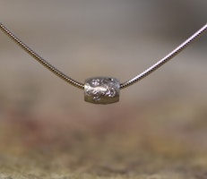 Hänge i vitguld med diamanter