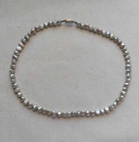 Halsband med barocka sötvatten pärlor