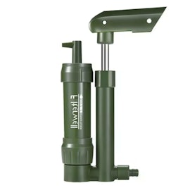 Portabel vattenrenare med pump