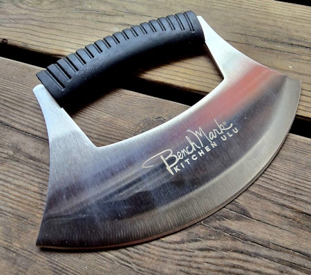 Ulu kniv kitchen Benchmark