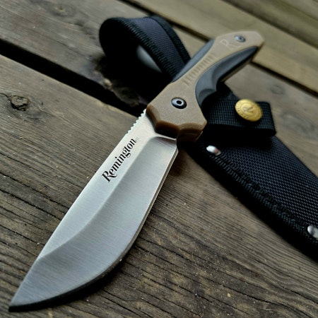Remington Jaktkniv optimerad för jakt och småvilt.