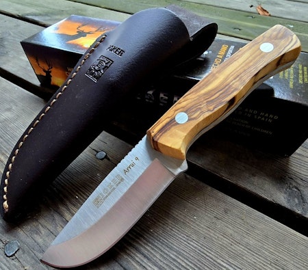 Joker Arrui – Den Perfekta Kniven för Jägare och Friluftsentusiaster