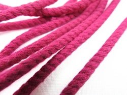 B680 Snodd 3 mm cerise (5m/fp)