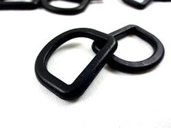 S688 D-ring plast 25 mm svart (2/20/100 st)