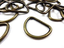 S251 D-ring 26 mm antikguld (10/50 st)
