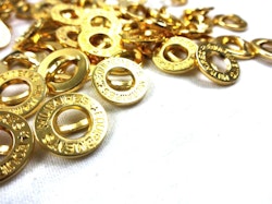 K136 Knapp Militaires Equipments 14 mm guld