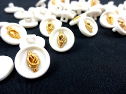 K029 Knapp 14 mm Knut vit/guld