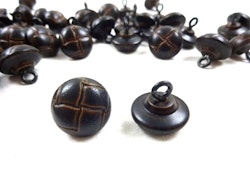 K099 Knapp läderlook 17 mm brun