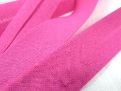 B299 Snedslå bomull 20 mm cerise (20m)