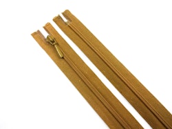 D105 Blixtlås 12 cm Opti 4 mm spiral ej delbar beige