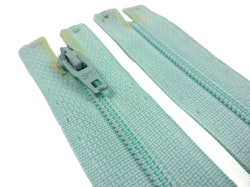 D072 Blixtlås 15 cm Opti 4 mm spiral ej delbar ljus aqua