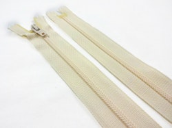 D072 Blixtlås 18 cm Opti 4 mm spiral ej delbar ljusbeige