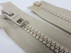 D057 Blixtlås 57 cm Opti delrin delbar 6 mm beige