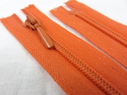 D105 Blixtlås 40 cm Opti 4 mm spiral ej delbar orange