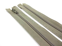 D072 Blixtlås 60 cm Opti 4 mm spiral ej delbar beige