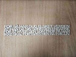 Johannes 3:16 i utskåret tre