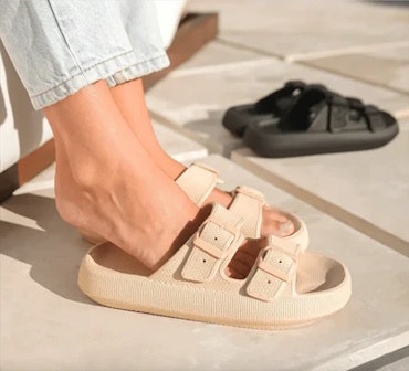 Mjuka stötdämpande moln tofflor (khaki)