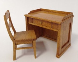 Skrivbord med stol, byggsats