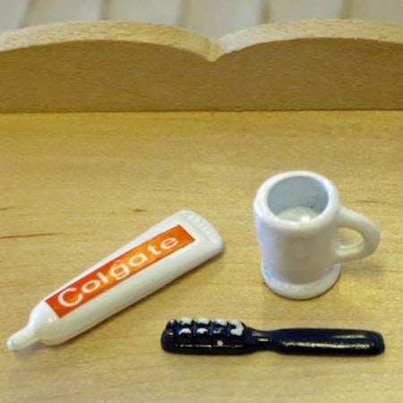 Tandkräm, tandborste & mugg