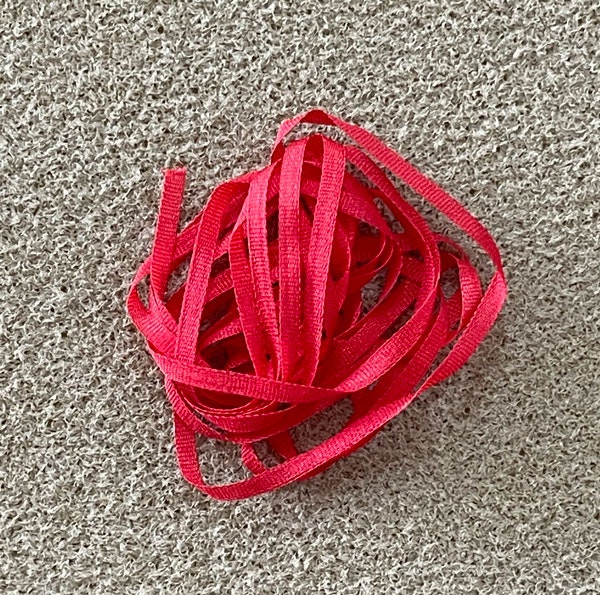 Satinband, rött, 2 mm