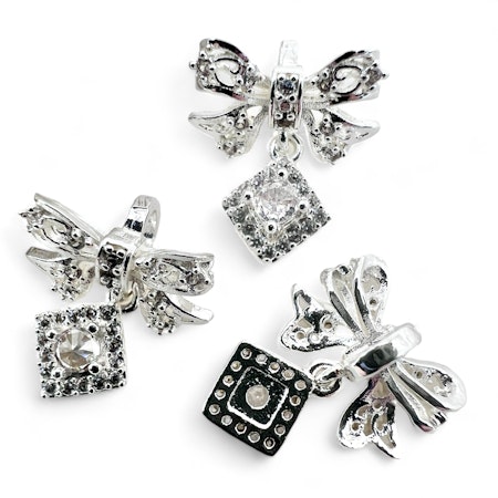 14K Gullforgylt sløyfe charm