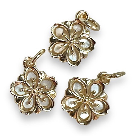 14K Gullforgylt blomster charm