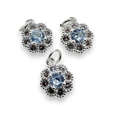 14K Gullforgylt blomster charm