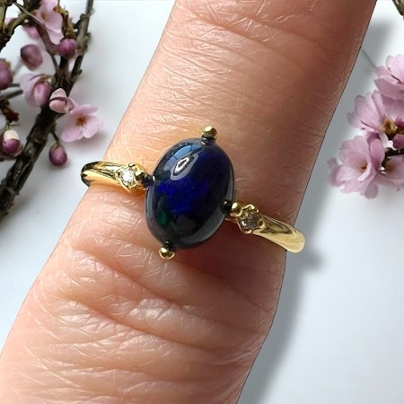 Gullforgylt S925 Sølvring med Opal