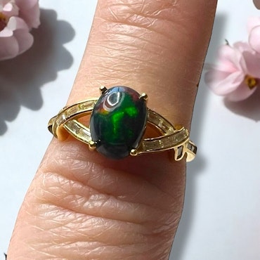 Gullforgylt S925 Sølvring med Opal