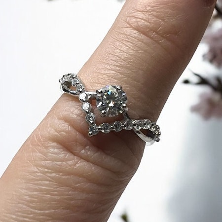 S925 Sølvring med Moissanite