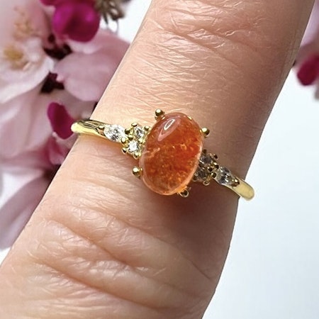Gullforgylt S925 Sølvring med Solstein