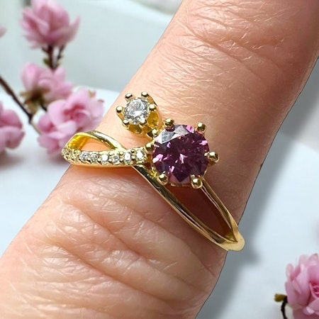 Gullforgylt S925 Sølvring med Moissanite