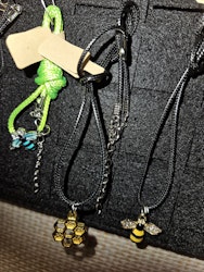 Halsband