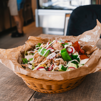 Lilla fikets matiga sallad inkl bröd