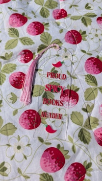 Bokmärke Transparent Proud Spicy Books Reader