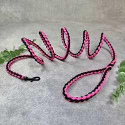 Handgjort Hundkoppel av rosa och svart Paracord – 180 cm (För Mindre Hundar)