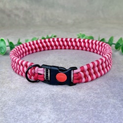 Designa ett eget handgjorda hundhalsband i mönster Waves