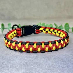 Designa ett eget handgjorda hundhalsband i mönster Dragon