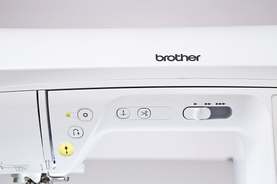 Brother symaskin Innov-Is NV-1040SE - 40 sömmar