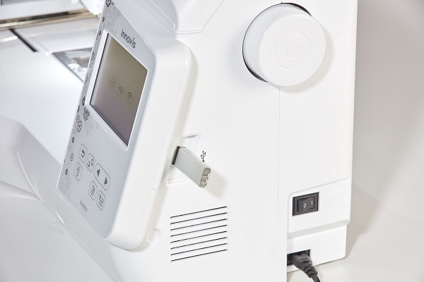 Brodyrmaskin Innov-Is NV-880E