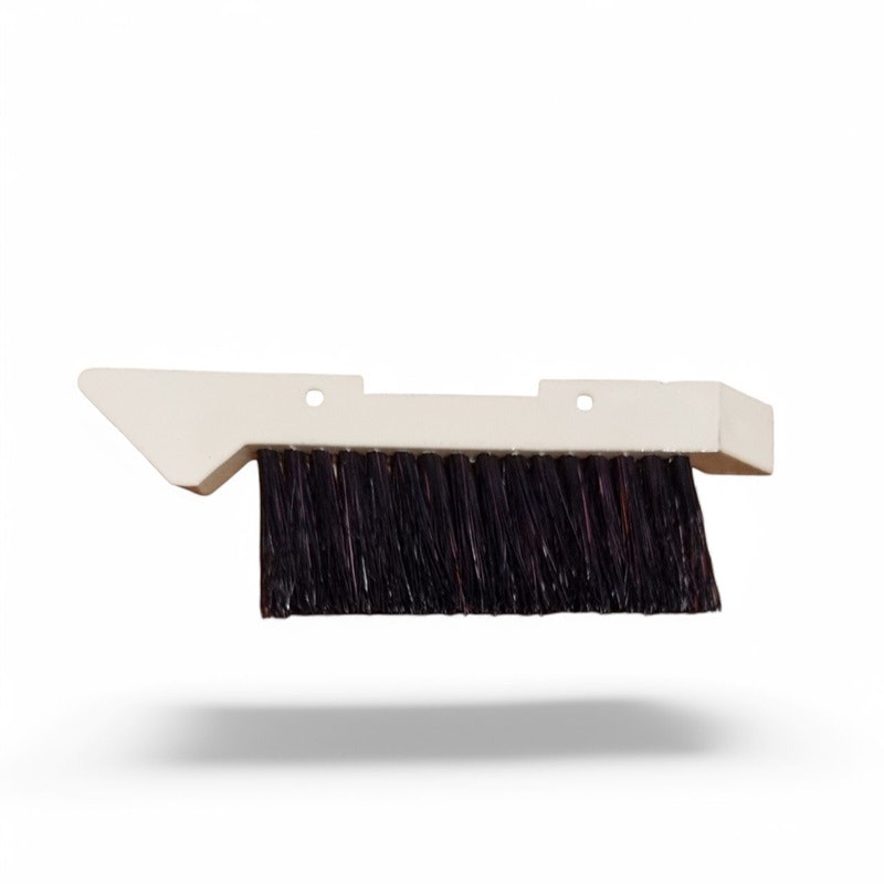 Latch Opening Brush - Vänster