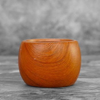 Liten blomkrukor trä design